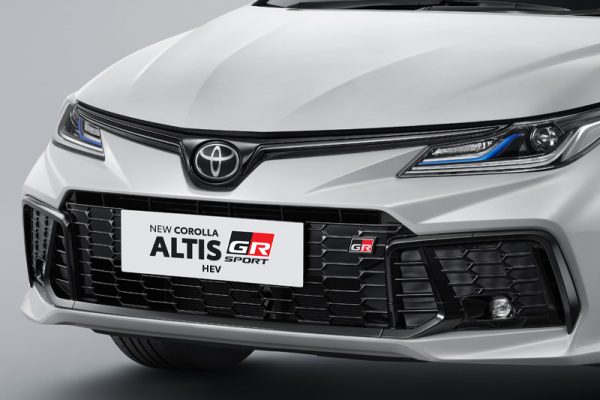 New Corolla Altis Hybrid EV GR-S
